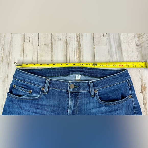 L.L. Bean BeanFlex Jeans Womens 14 M/T Blue Denim Stretch Fit Straight Leg - Picture 7 of 11